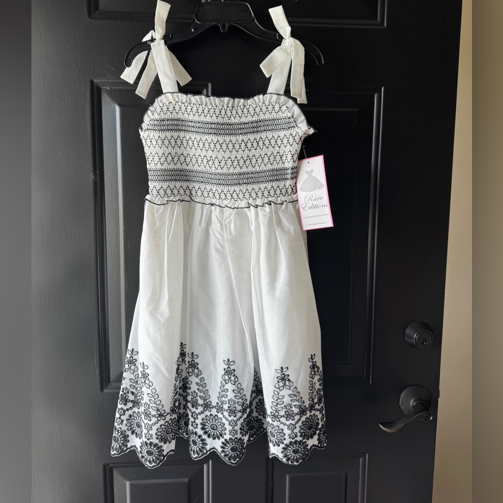 NWT Rare Editions Girls Smocked and Eyelet Dress, size girls 10.